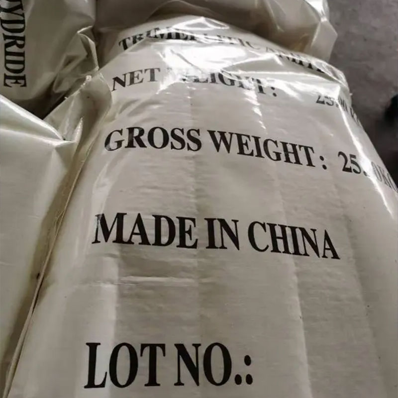 Waarom zijn organische chemicaliën van cruciaal belang in moderne industrieën?